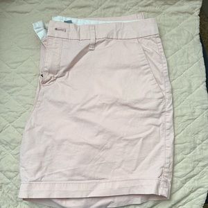 Women’s Old Navy pink shorts, size 12